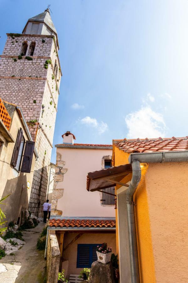 Apartman Verbenia Vrbnik Zewnętrze zdjęcie