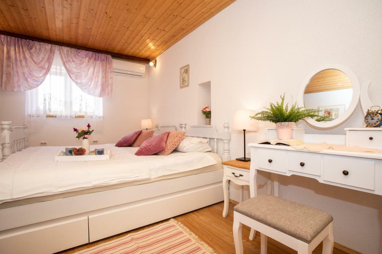 Apartman Verbenia Vrbnik Zewnętrze zdjęcie